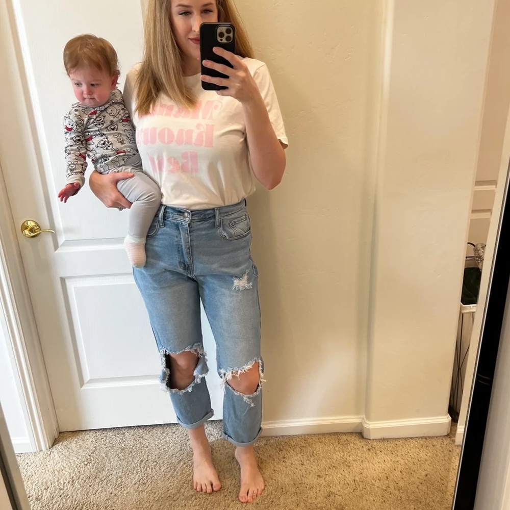 All to me Mom Jeans